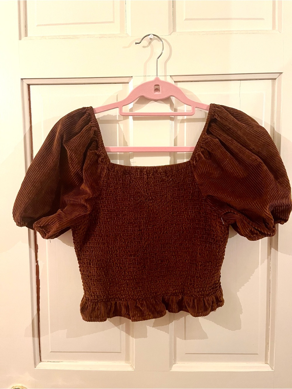 American Eagle Smocked Puff Sleeve Crop Top - Brown Women’s Medium